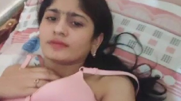 Desi Sex Video Of BF Records MMS With His GF